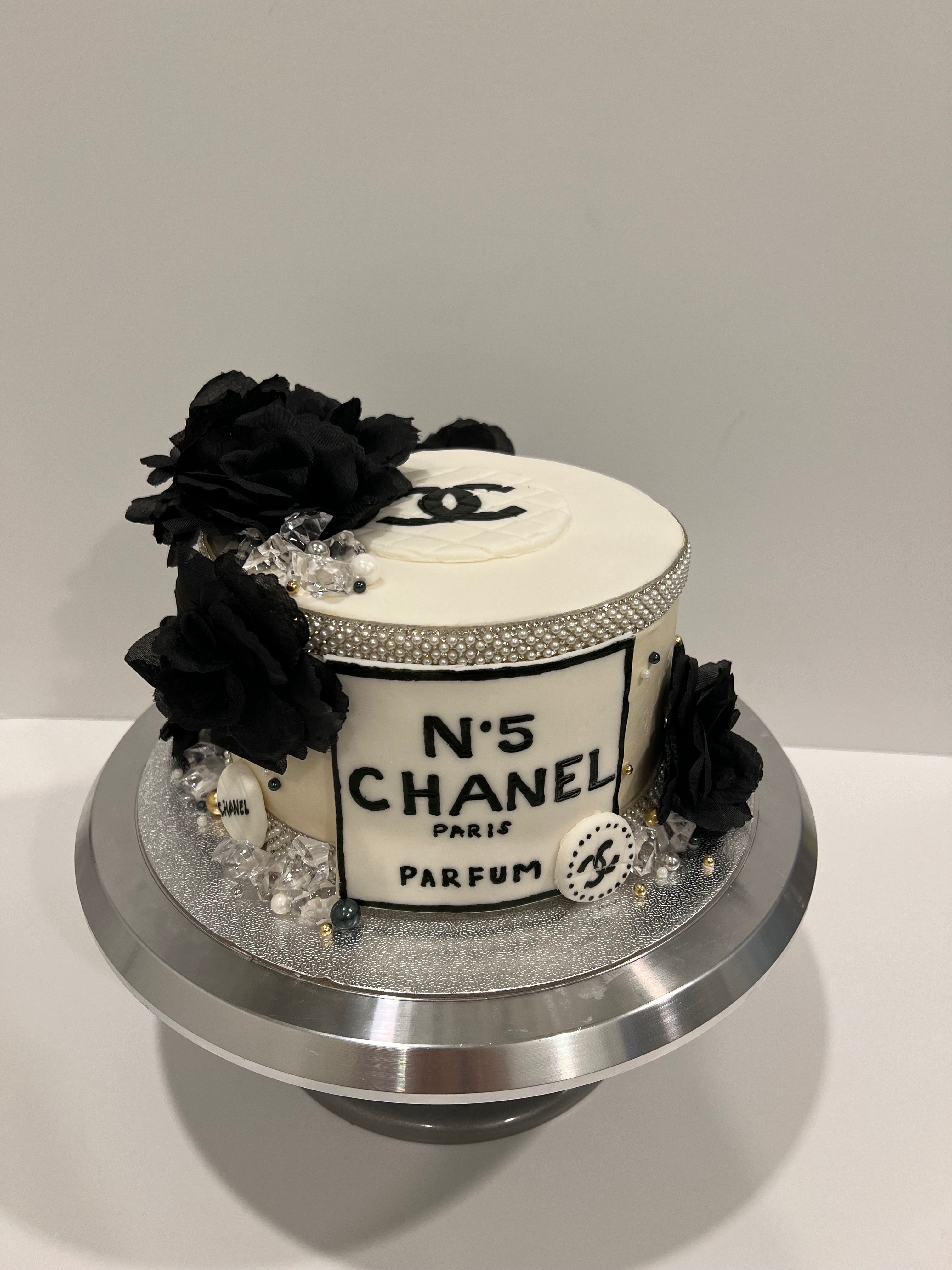 CHANEL Cake